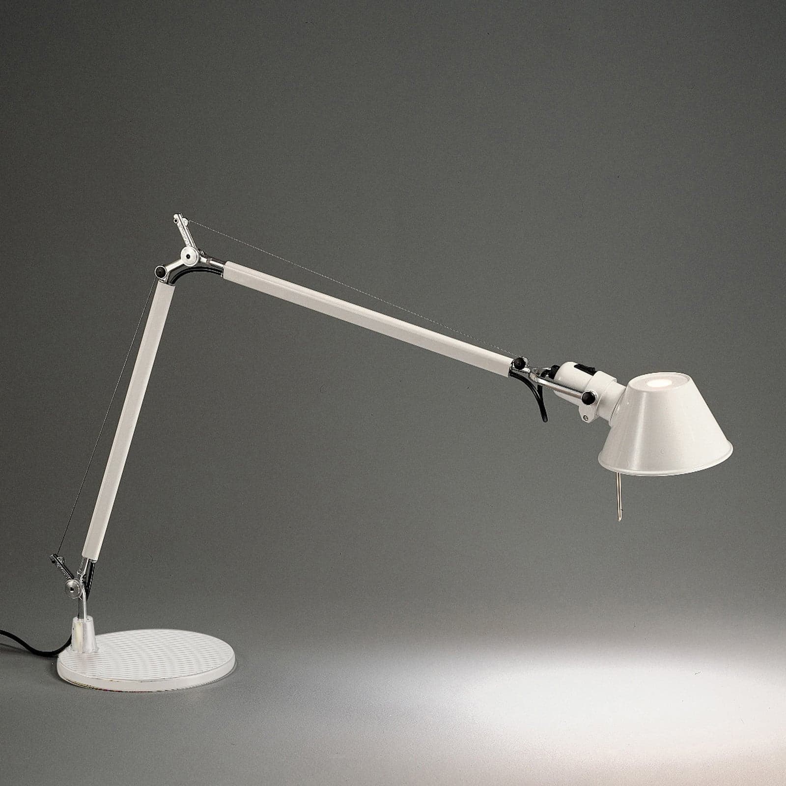 Tolomeo Pöytävalaisin E27 Valkoinen w/Valkoinen Jalka Artemide - Työhuone / toimisto - Design - Metalli - Yksilamppuinen – Artemide