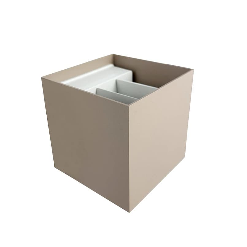 Dyberg Larsen - Venus Seinävalaisin 10x10 Beige – Dyberg Larsen