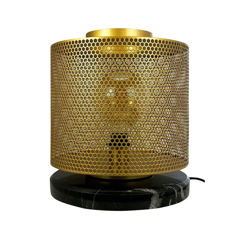 Dyberg Larsen - Nantes pöytävalaisin, messinki/marmori, Ø 30 cm – Dyberg Larsen