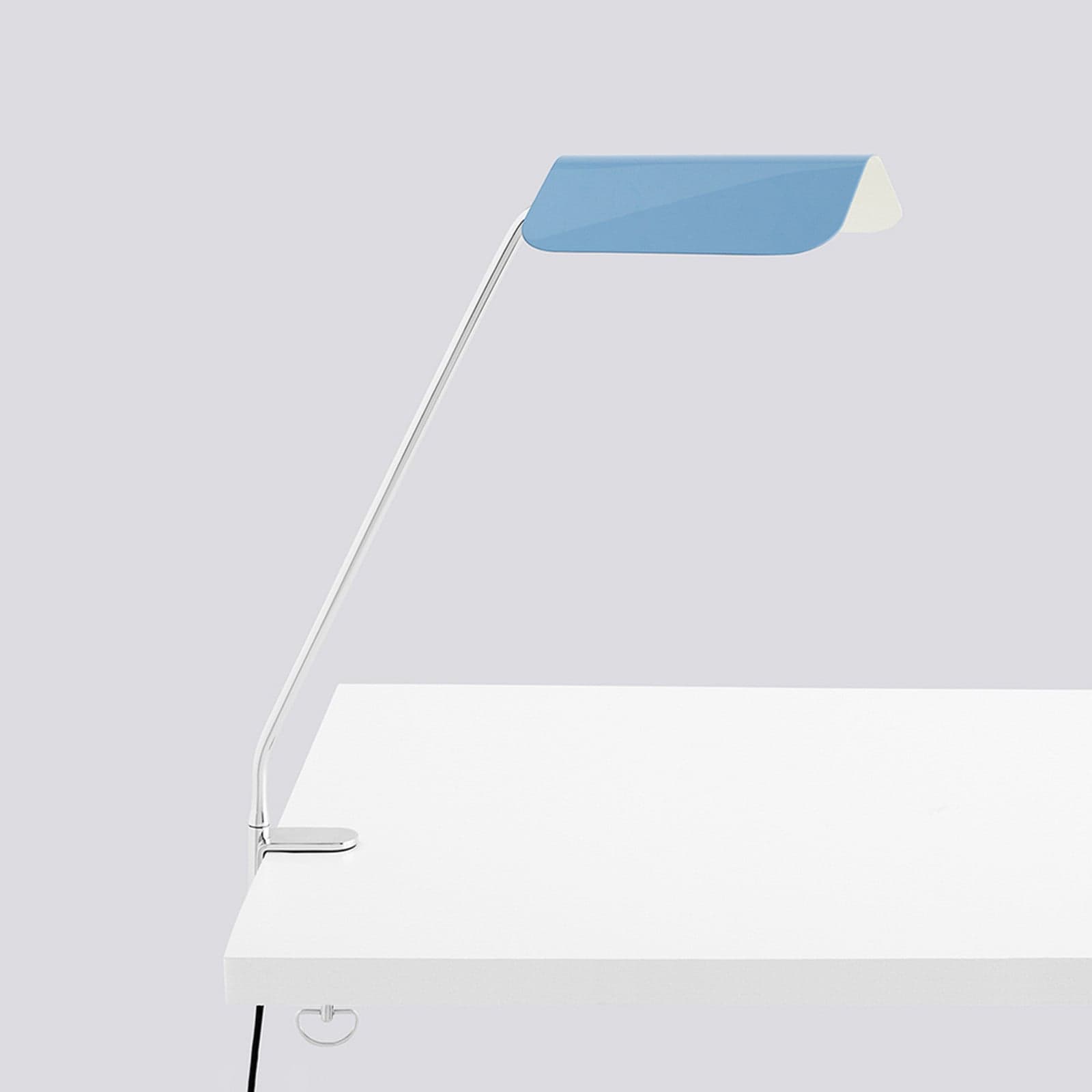 Apex-klipsivalaisin, pastellisävyinen sininen, korkeus 43 cm, E14, teräs – HAY - Työhuone / toimisto - Design - Metalli - Yksilamppuinen – HAY