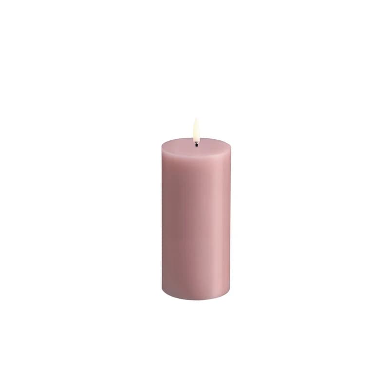 Uyuni Lighting - PILLAR LED-kynttilä, ruusukarva, korkeus 15 cm, vaha – UYUNI