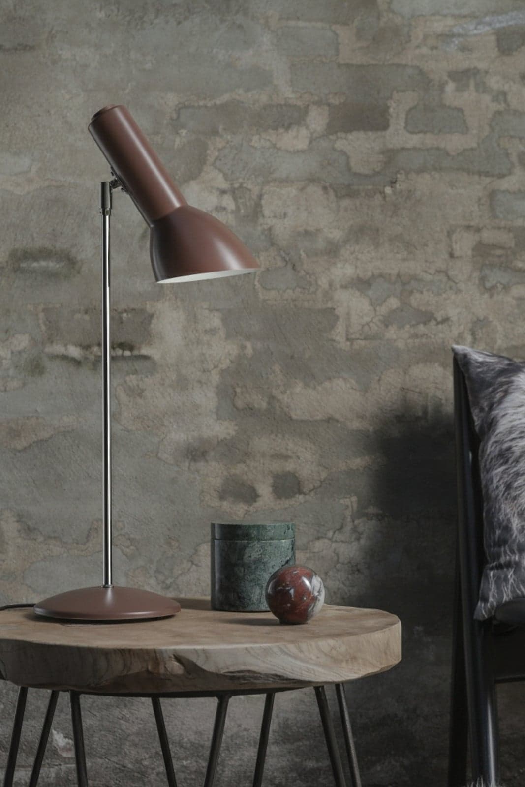 Oblique Pöytävalaisin Tiilenpunainen CPH Lighting - Olohuone - Alumiini – CPH Lighting