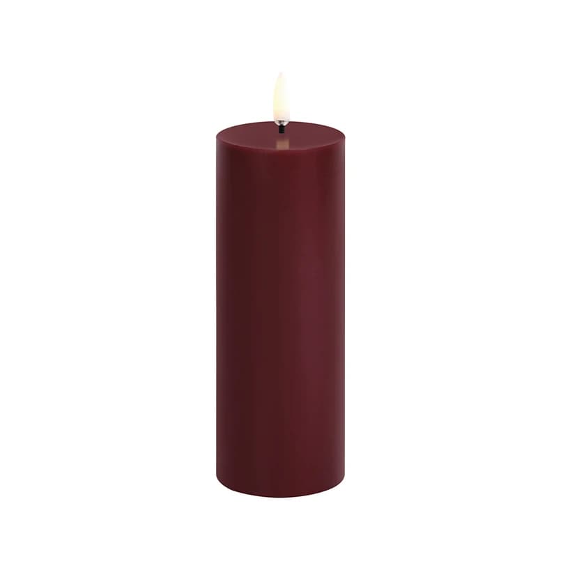 Uyuni Lighting - Pilarikynttilä LED 5,8x15,2 cm Wine Punainen/Smooth – Uyuni Lighting