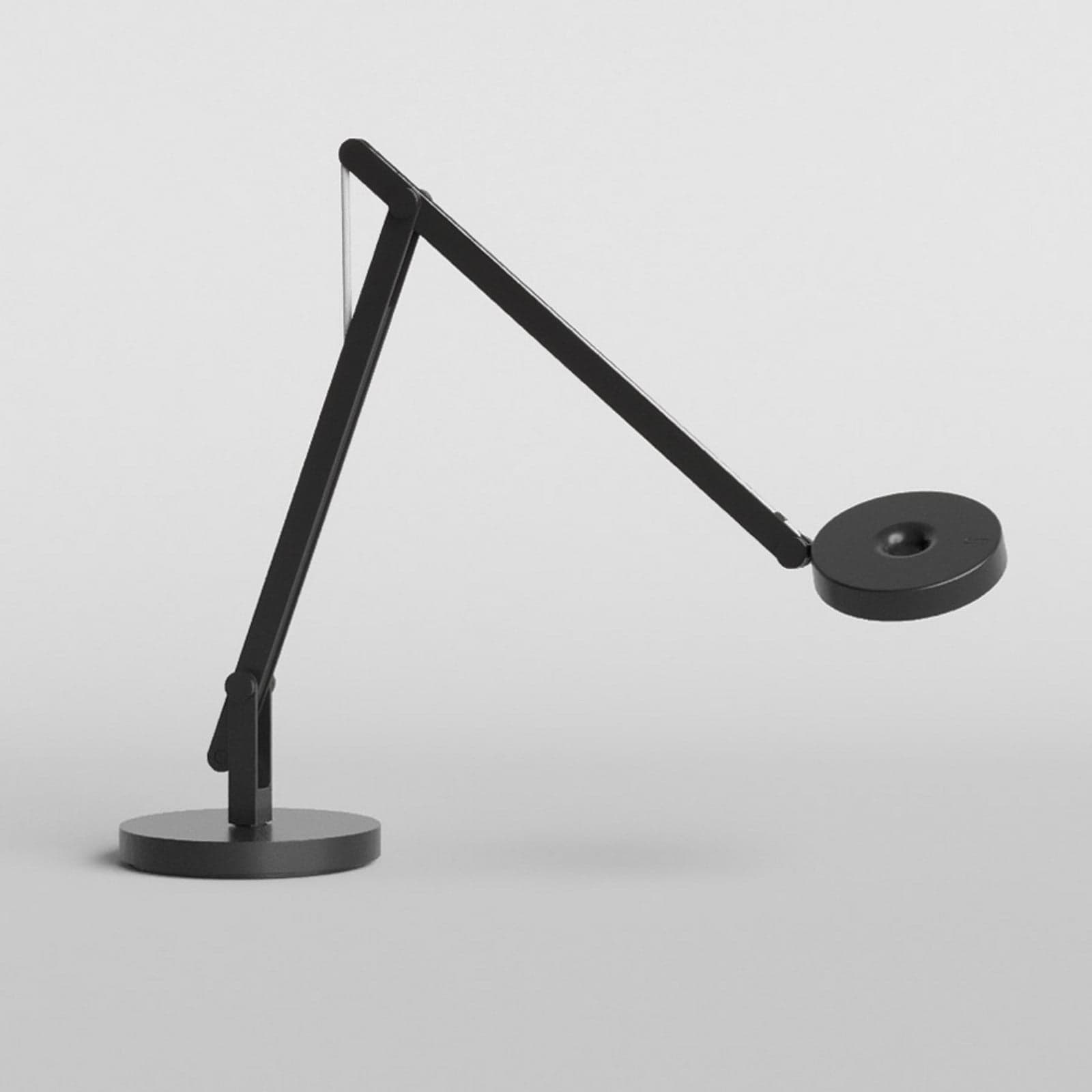 String Mini T1 LED-pöytälamppu musta, himmennettävä, CCT String T1 Mini DTW Rotaliana - Työhuone / toimisto - Design - Metalli - Yksilamppuinen – Rotaliana