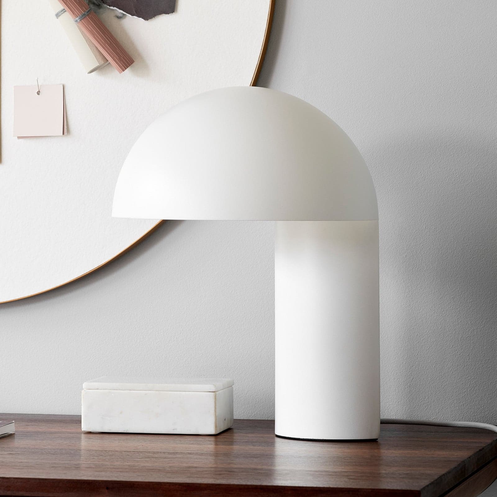 Leery-pöytälamppu, valkoinen, korkeus 40 cm, teräs, E27 GEJST - Olohuone - Design - Metalli - Varjostimella – GEJST