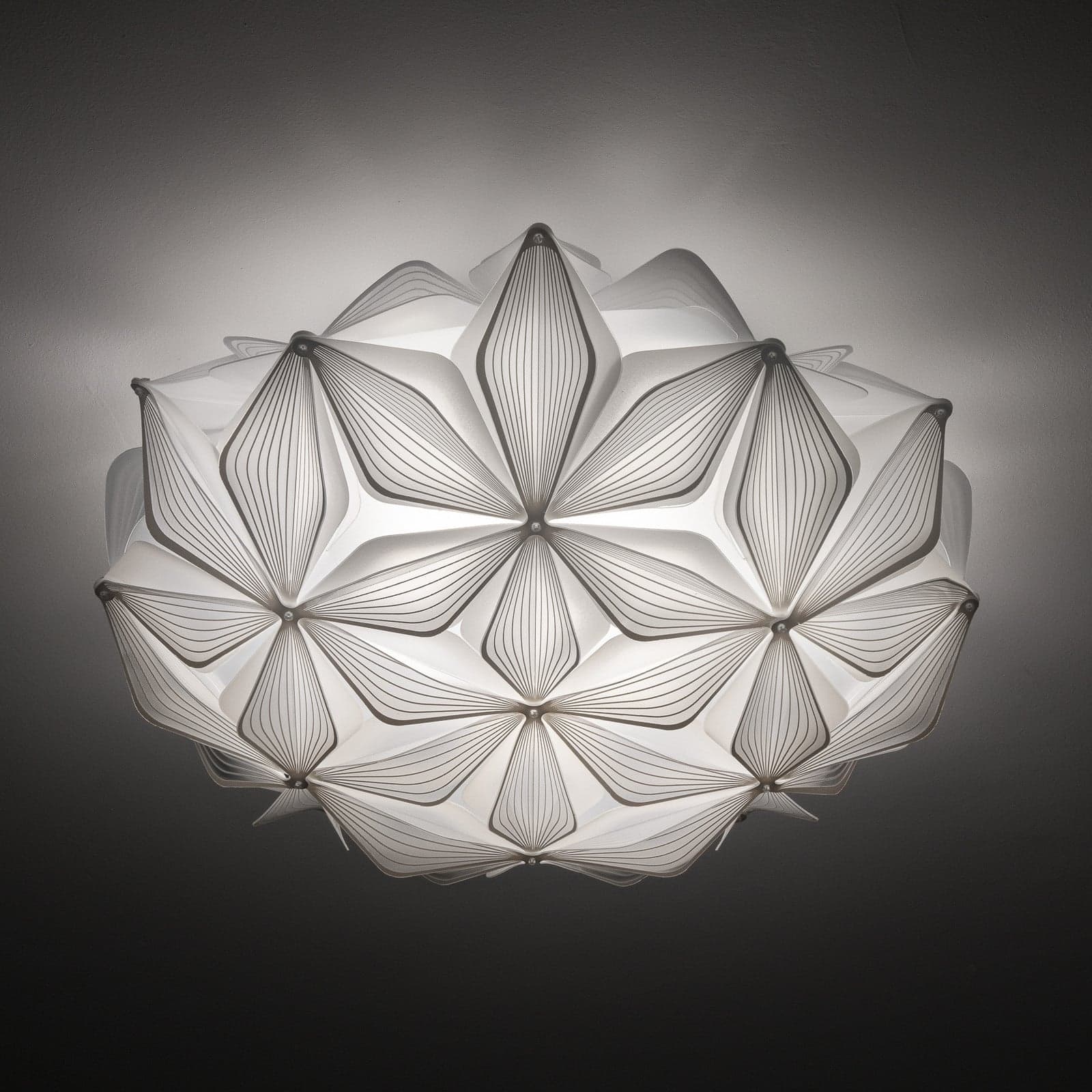 C'EST LA VIE kattovalaisin, valkoinen, Ø 47 cm, 2-lamppuinen, E27 C'EST LA VIE Slamp - Olohuone - Design - Muovi - Plafondi – Slamp