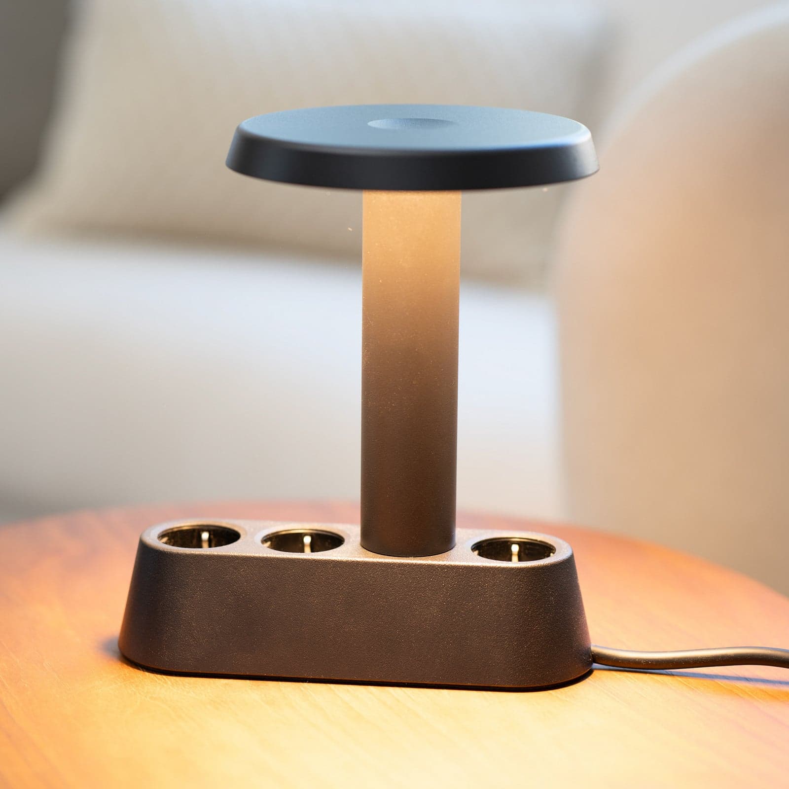 NOMAD LAMP 01 pöytälamppu, musta, 19 cm – Forming Function NOMAD COLLECTION - Olohuone - Design - Alumiini - Yksilamppuinen – NOMAD COLLECTION