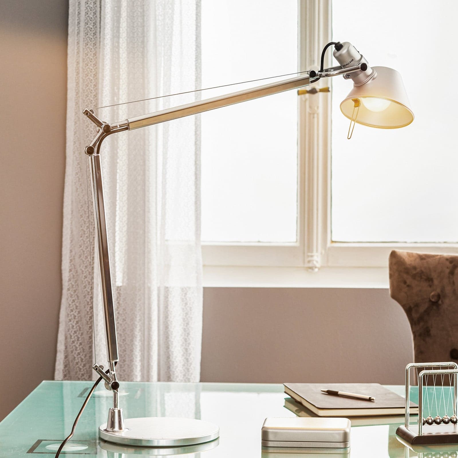 Tolomeo Tavolo design-pöytävalaisin Artemide - Työhuone / toimisto - Metalli - Yksilamppuinen – Artemide