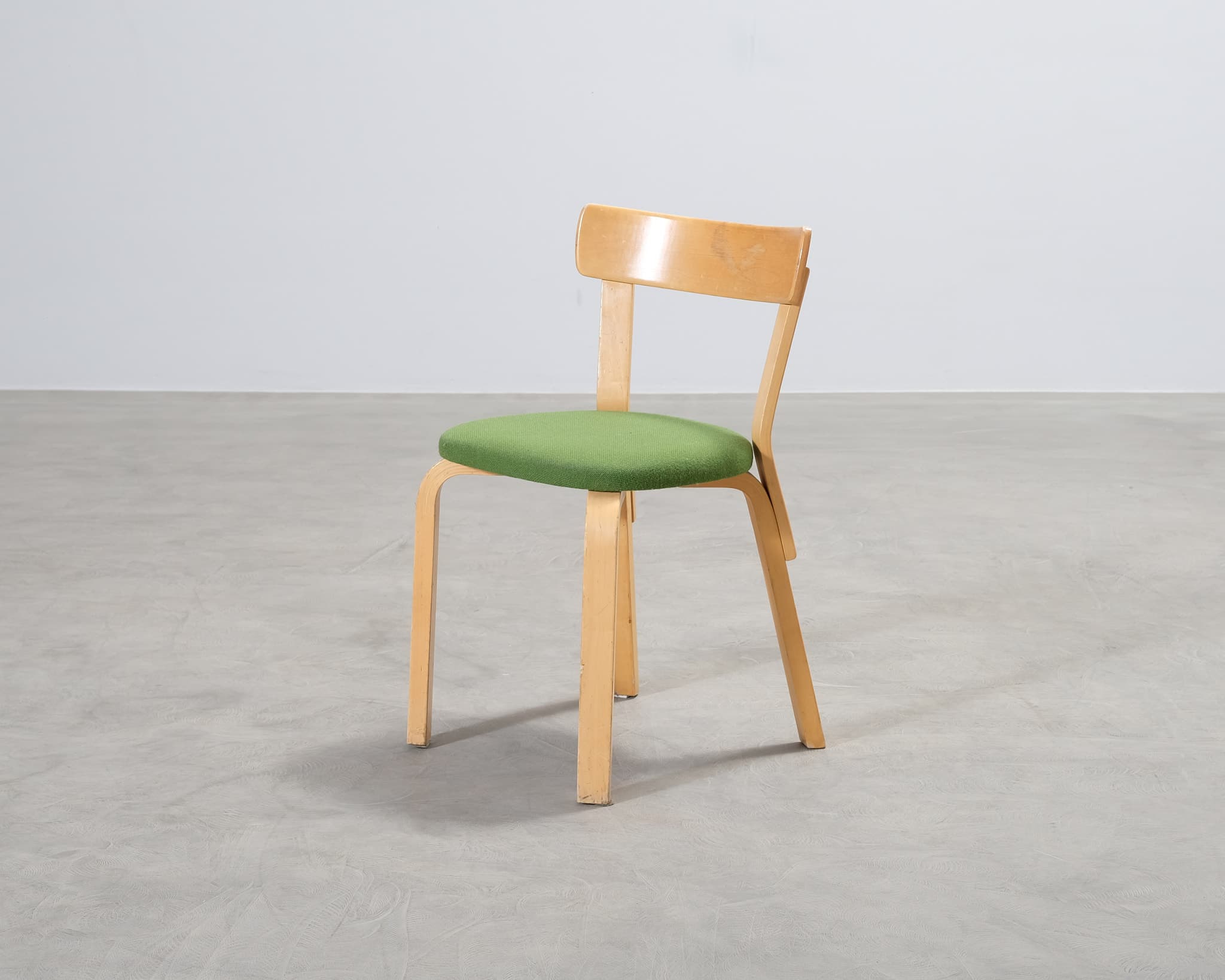 Artek 69 tuoli koivu / vihreä – Artek