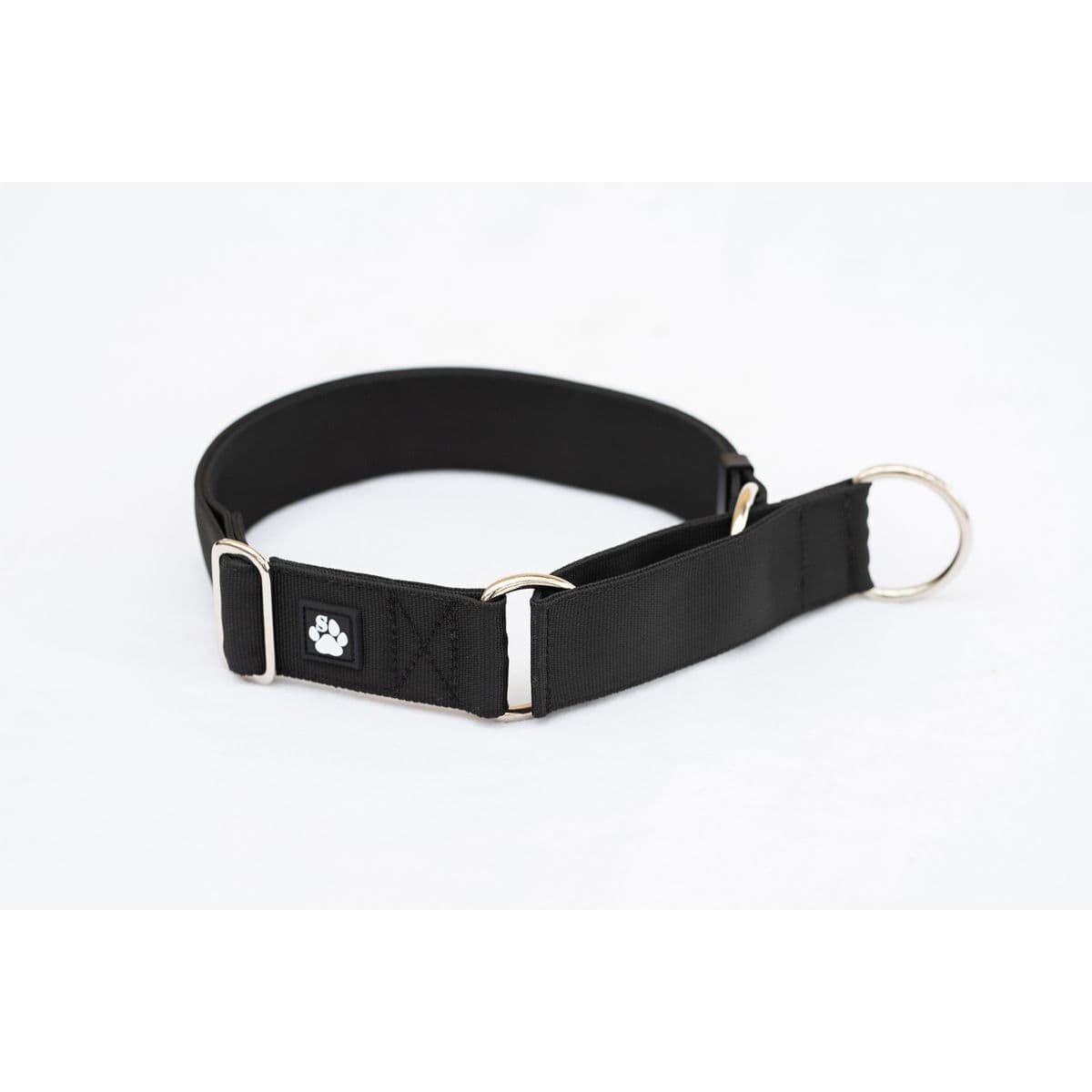 Salmiakkitassu Puolikuristava panta säädöllä 40 mm, musta – Salmiakkitassu